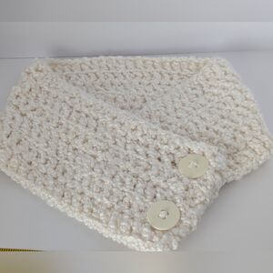 Cozy Cream Knit Cowl Scarf
